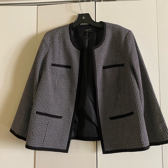 EUC Talbots Woven Boxy Blazer - Chanel Style - 12P - Picture 1 of 6